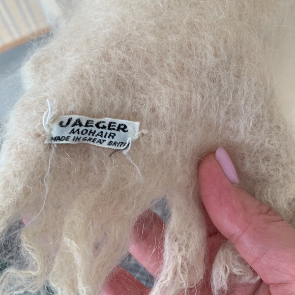 JAEGER MOHAIR Scarf Wrap Shawl Made in Great Britain - Picture 6 of 15